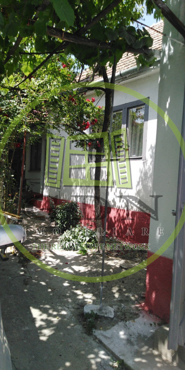 Casa 5 camere cu teren de 1200mp spre vanzare in Ludos jud Sibiu