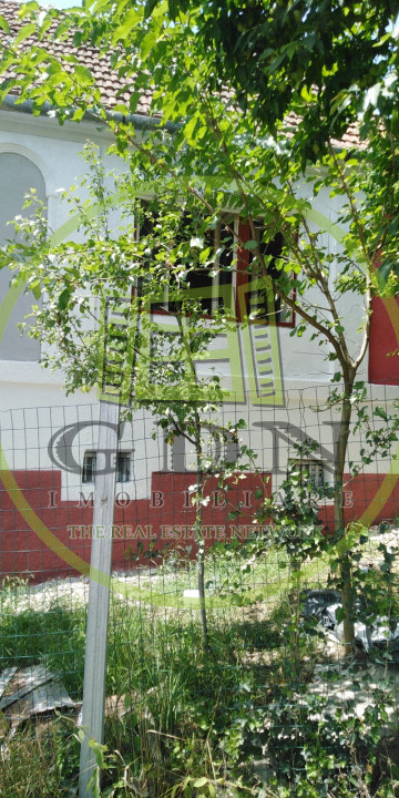 Casa 5 camere cu teren de 1200mp spre vanzare in Ludos jud Sibiu