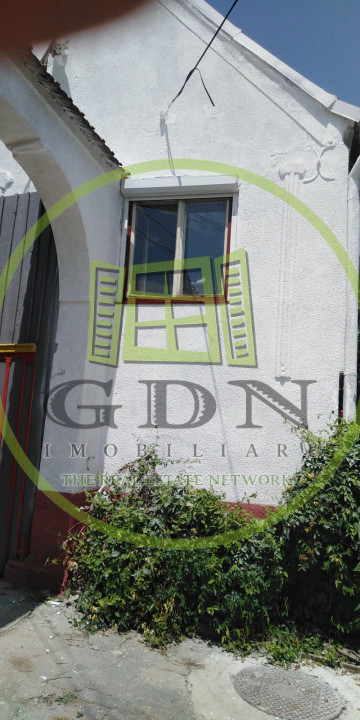 Casa 5 camere cu teren de 1200mp spre vanzare in Ludos jud Sibiu