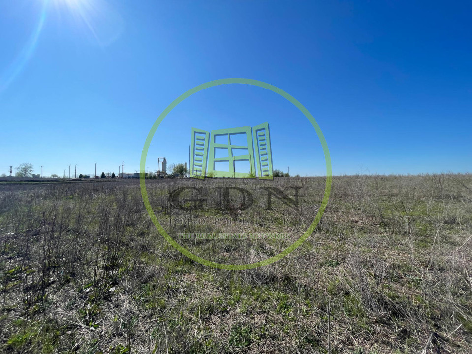 Teren intravilan 1111mp Ghercești cu vizibilitate panoramică  la drumul expres
