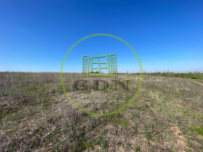 Teren intravilan 1111mp Ghercești cu vizibilitate panoramică  la drumul expres