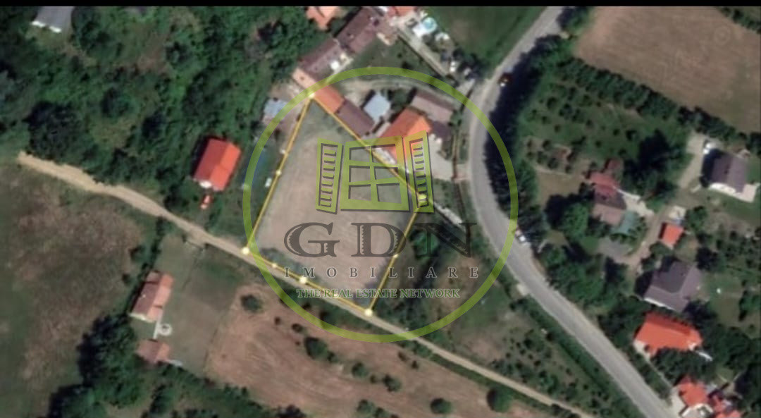 Teren Intravilan 2000 mp spre vanzare in Tocile