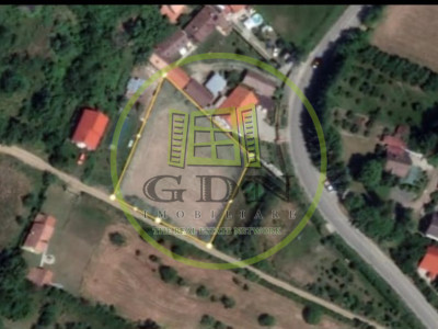 Teren Intravilan 2000 mp spre vanzare in Tocile