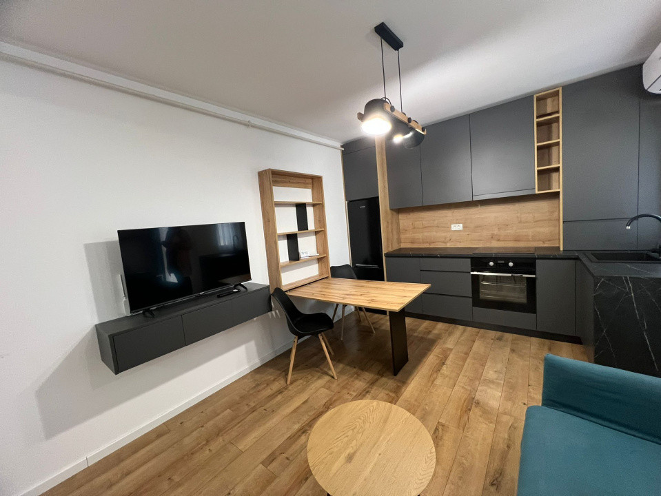 Bloc Nou Apartament cu o camera mobilat centru vechi 