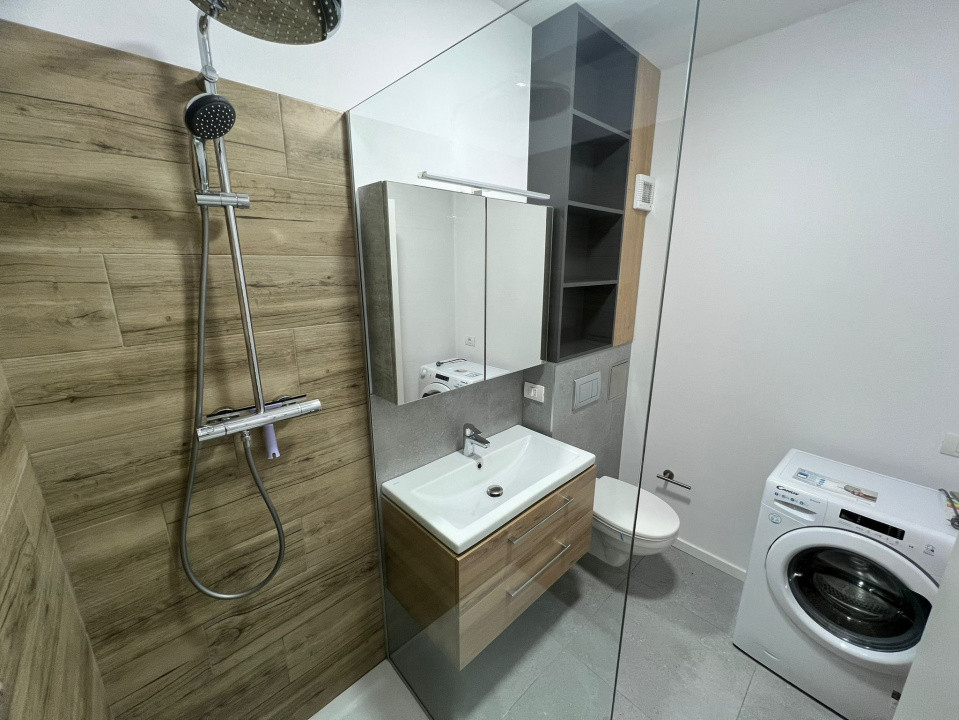 Bloc Nou Apartament cu o camera mobilat centru vechi 