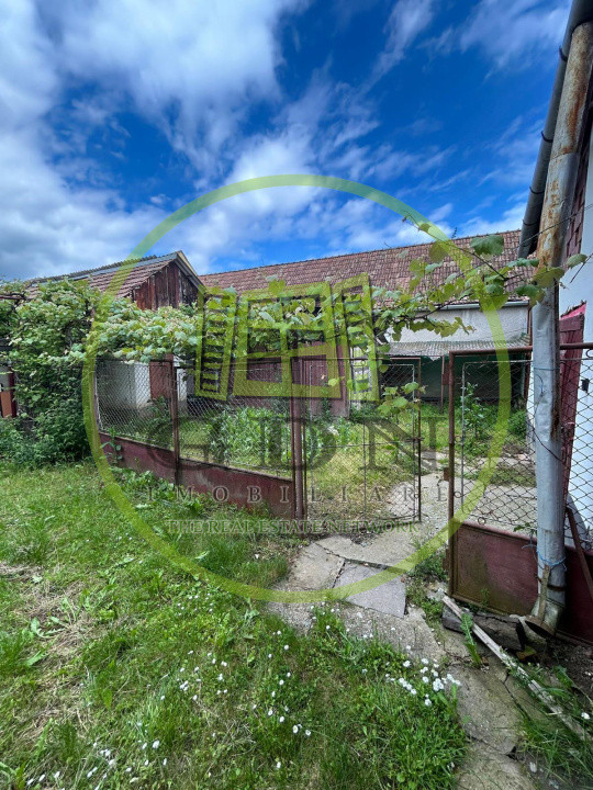 Casa individuala, 6 camere | 2109 mp teren |, localitatea Rusi, judetul Sibiu