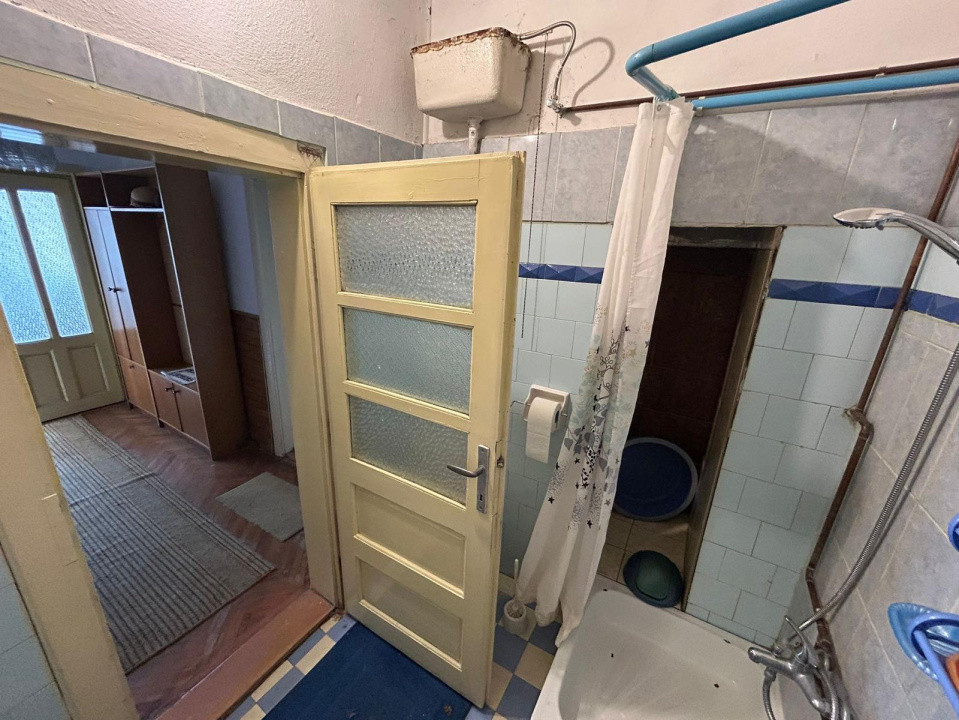 Casa individuala, 6 camere | 2109 mp teren |, localitatea Rusi, judetul Sibiu