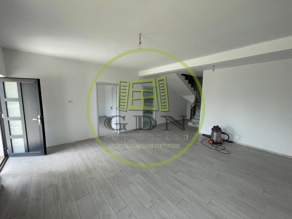 Casă nouă P+1 cu teren de 330mp și toate utilitățile la Braniște/Podari 