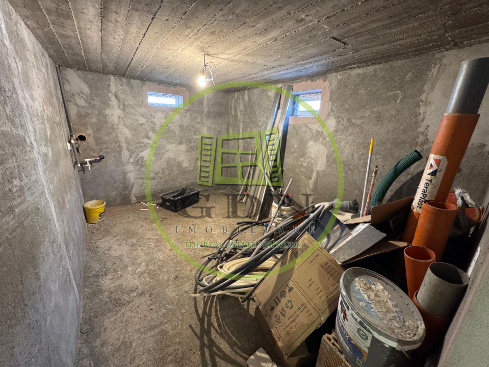 Casă nouă semifinisată S+P+M cu teren de 1062mp în Ghercești, zona DEx