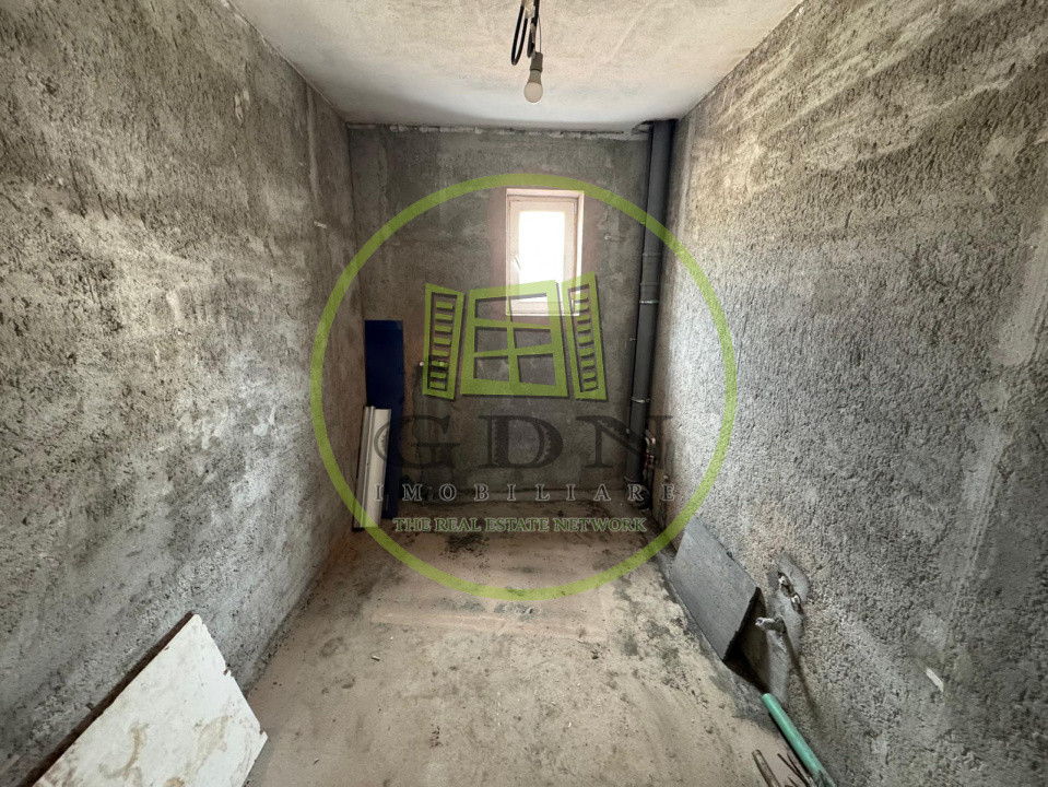 Casă nouă semifinisată S+P+M cu teren de 1062mp în Ghercești, zona DEx