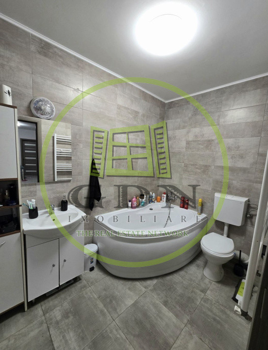 Apartament de vânzare 2 camere - 56,5 mp + terasa - C. Arhitecților 