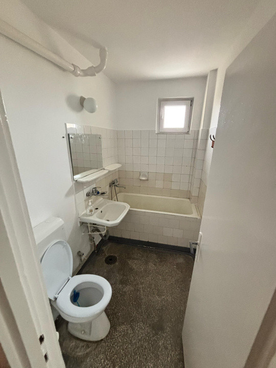 Apartament doua camere zona centrala 