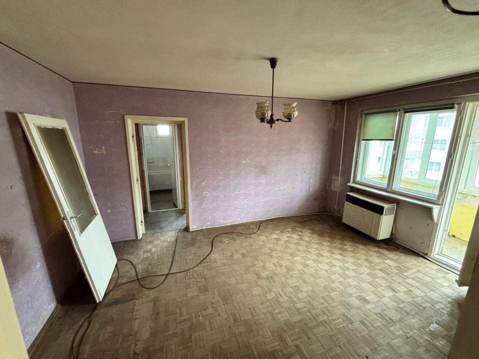 Apartament doua camere zona centrala 