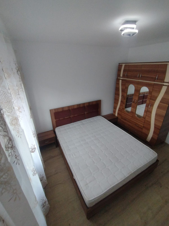 Apartament 4 camere suprafata utila76mp spre inchiriere in Vasile Aron
