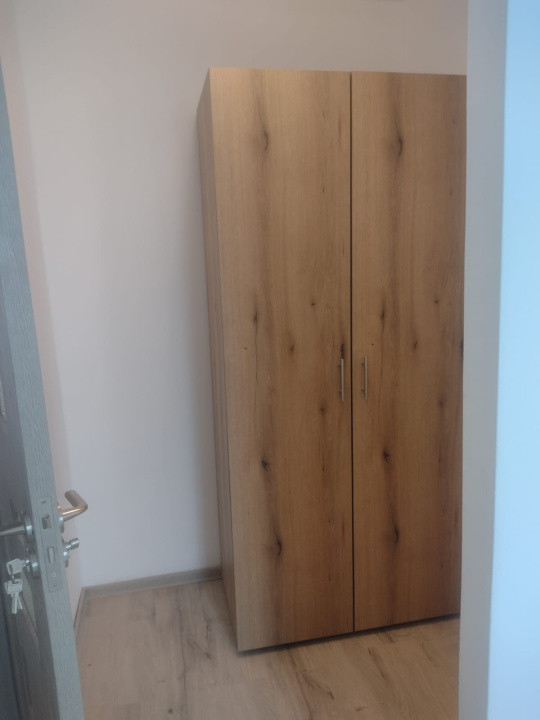 Apartament 4 camere suprafata utila76mp spre inchiriere in Vasile Aron