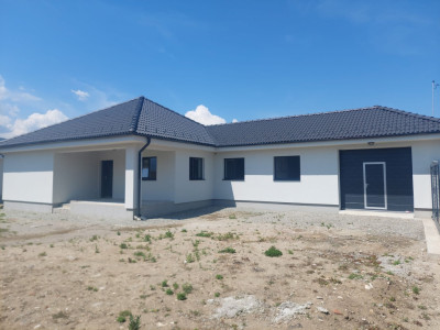 Casa individuala, Sacel |2210 mp |, judetul Sibiu
