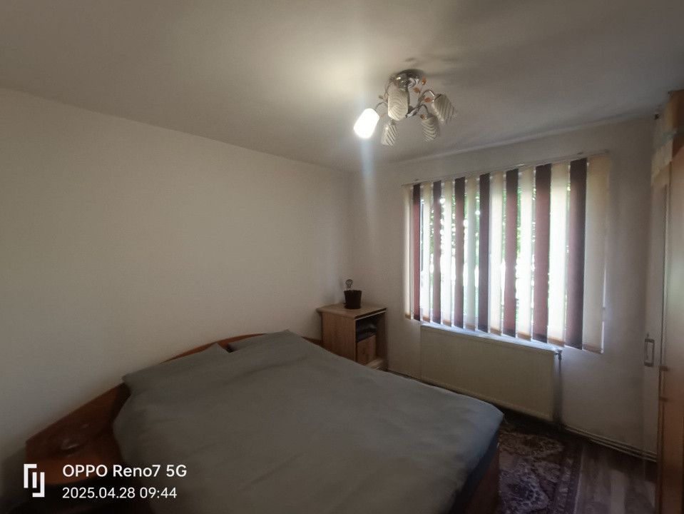 Apartament cu 3 camere și spațiu comercial de vânzare in Reghin str. Făgăraşului