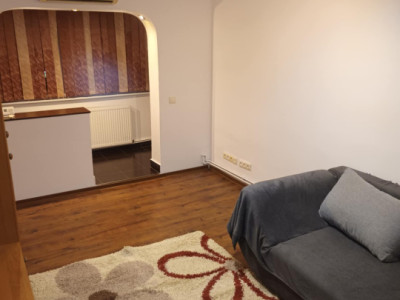 Apartament decomandat , 3 camere , 57 mp , Vasile Aaron