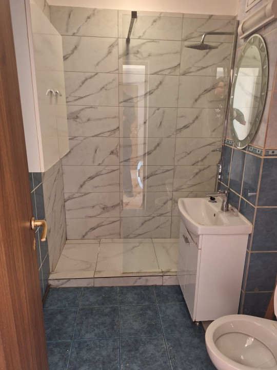 Apartament cu 2 camere de inchiriat , 56 mp , Zona Valea Aurie