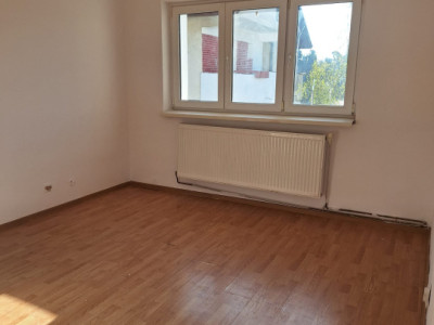 Apartament cu 2 camere de inchiriat , 56 mp , Zona Valea Aurie