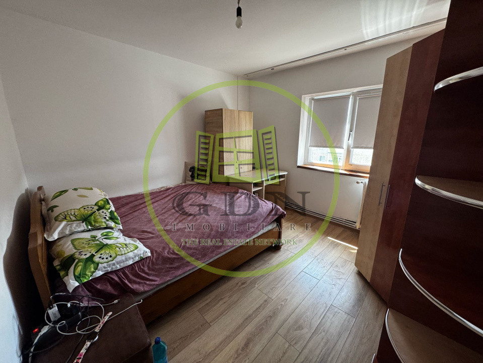 Apartament 2 camere, decomandat, 56mp., Rovine, zona Parculet Rovine 