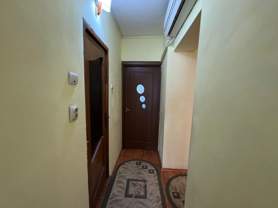 Apartament 3 camere, decomandat, 72mp, cartier 1 Mai, zona Scoala 36