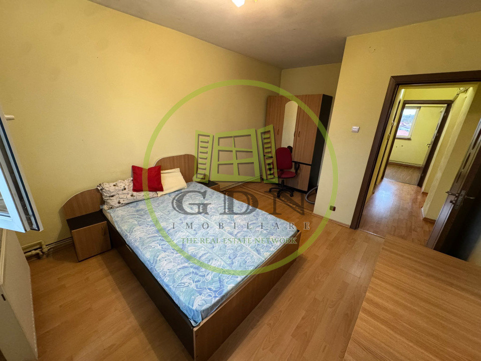 Apartament 3 camere, decomandat, 72mp, cartier 1 Mai, zona Scoala 36