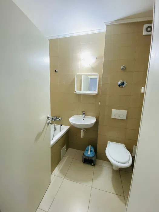 Garsoniera moderna de inchiriat , 32 mp , zona Selimbar