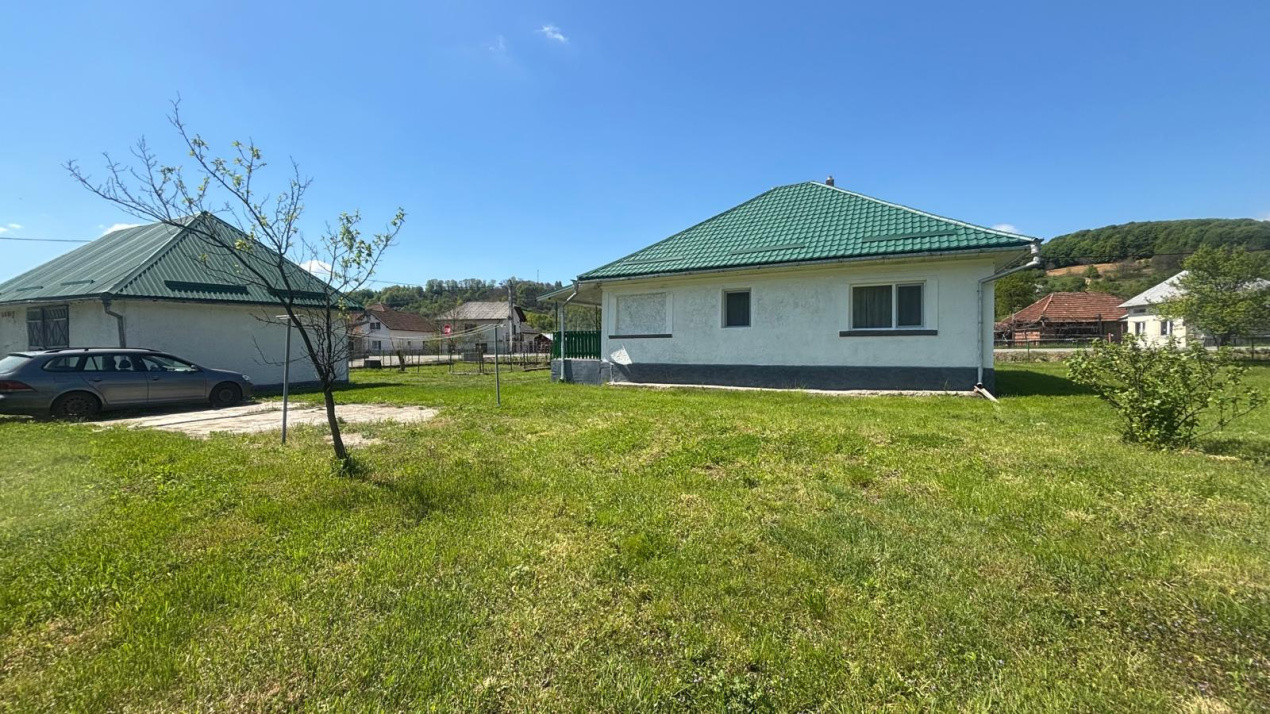 Casa de vânzare la 25 km de Baia Mare