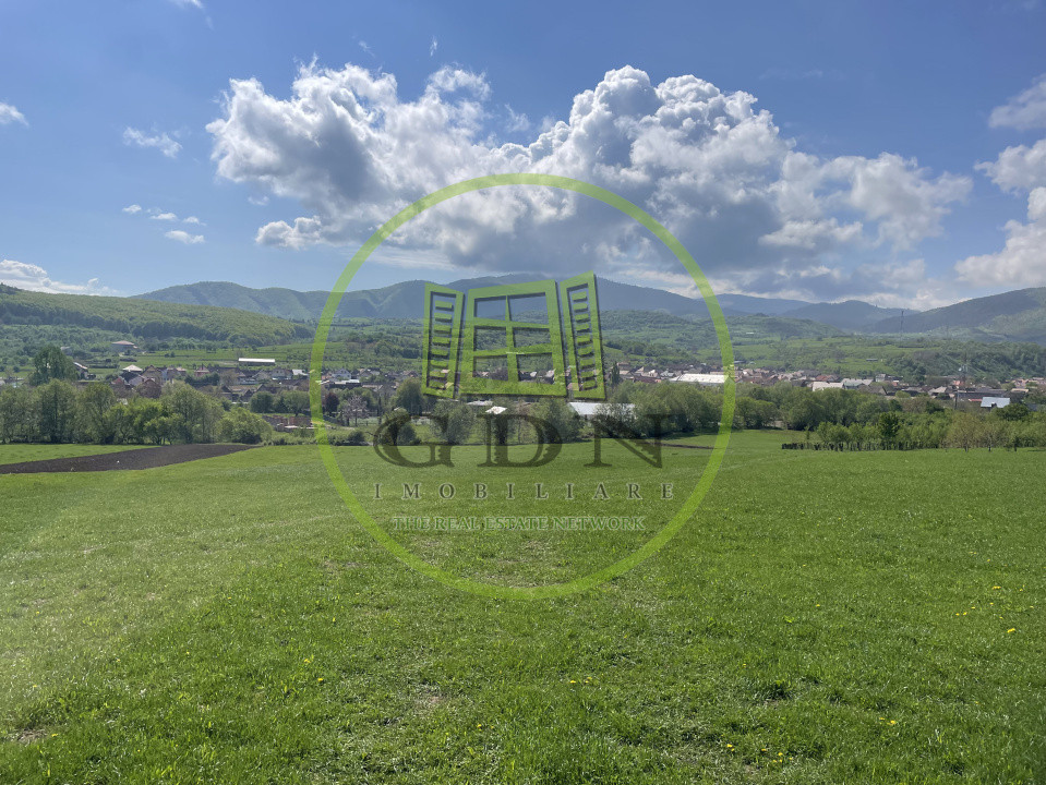 Teren Extravilan ,2386 mp, oportunitate de investiție 
