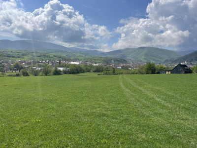 Teren Intravilan ,2386 mp, oportunitate de investiție 