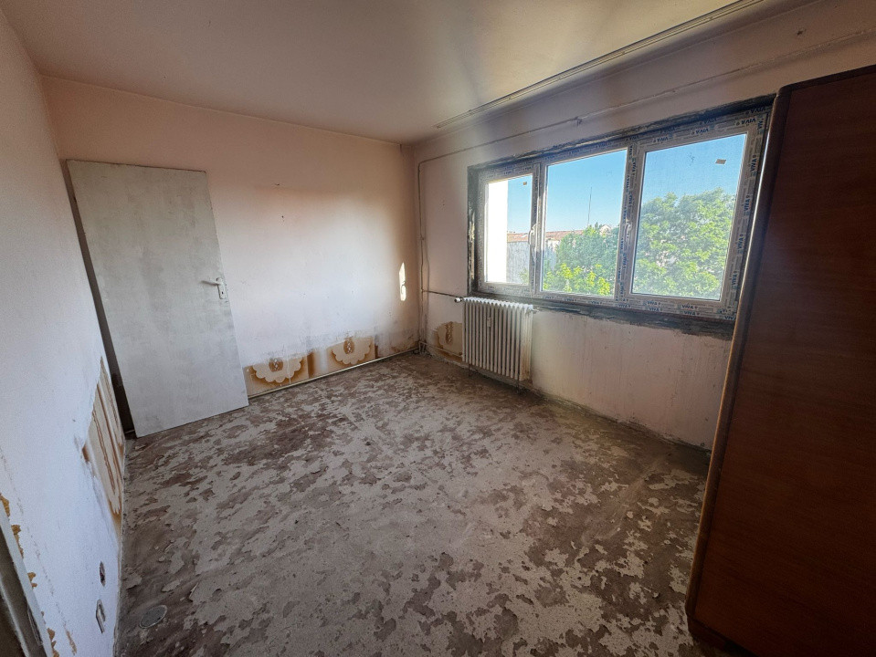 Apartament 2 camere, semidecomandat, 53mp, Rovine, zona Profi
