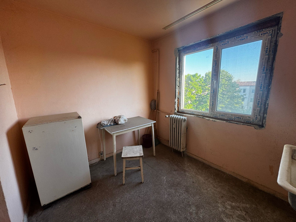 Apartament 2 camere, semidecomandat, 53mp, Rovine, zona Profi