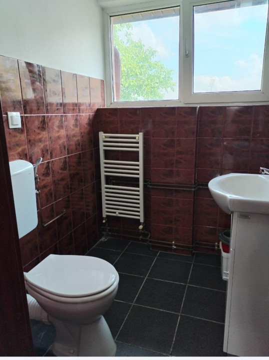 Închiriere apart în vilă, 100 mp., mobilat, 4 cam., Gruia, 650 Eur