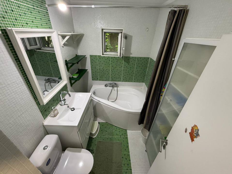 Apartament 3 camere cu mutare imediata - Zona Baneasa