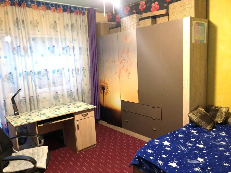 Ocazie! Apart. cu 3 camere, 79 mp. +2 terase+garaj, 296000 Eur, Zorilor