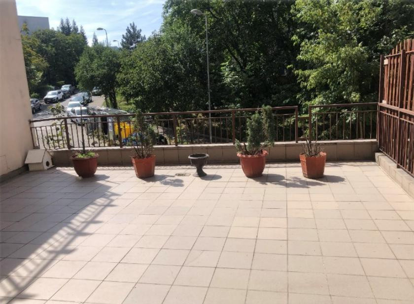 Ocazie! Apart. cu 3 camere, 79 mp. +2 terase+garaj, 296000 Eur, Zorilor