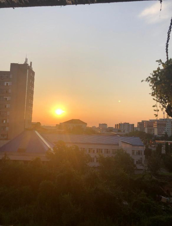 Ocazie! Apart. cu 3 camere, 79 mp. +2 terase+garaj, 296000 Eur, Zorilor