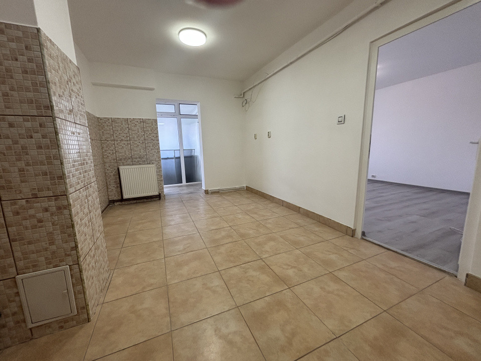 Apartament 3 camere cu extindere , strada Petru Rares!! 