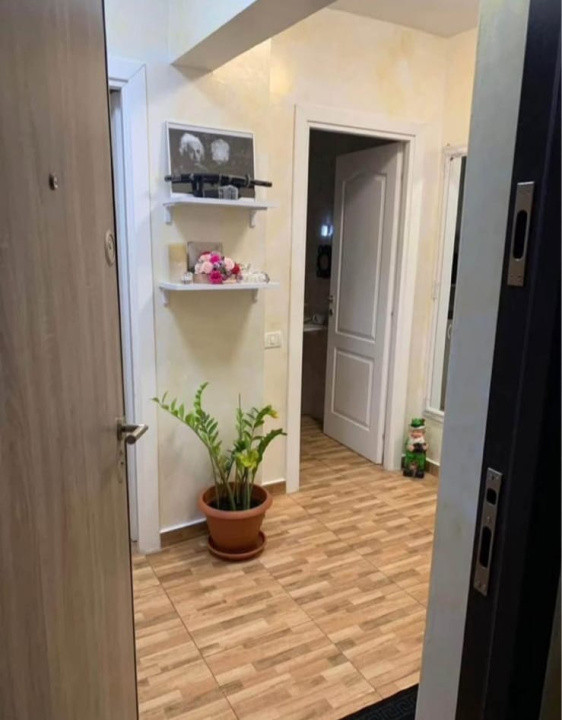 APARTAMENT DE VANZARE, 3 CAM, ET 4/4