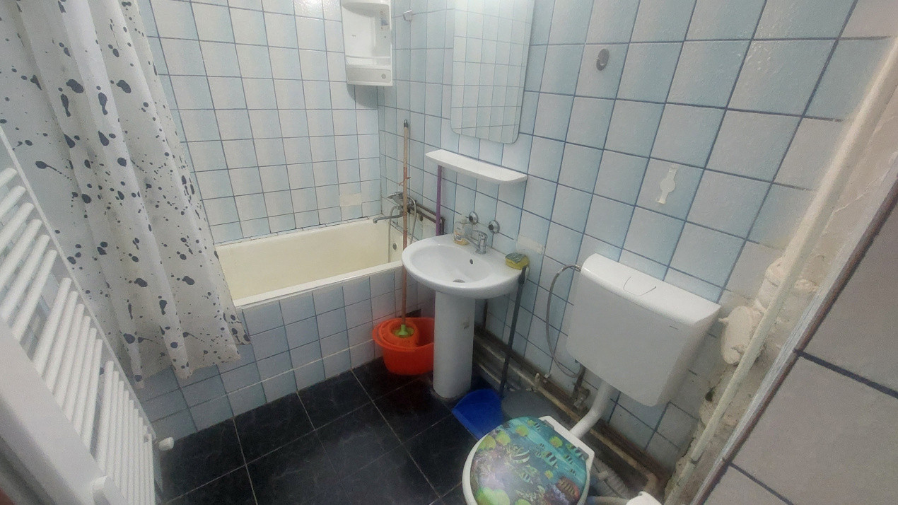 Apartament 2 camere semidecomandat, Nicolae Titulescu zona Fantasy Park