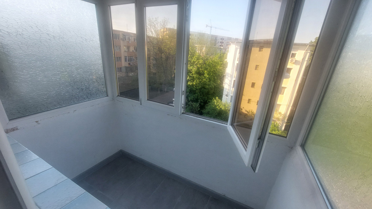 Apartament 2 camere semidecomandat, Nicolae Titulescu zona Fantasy Park