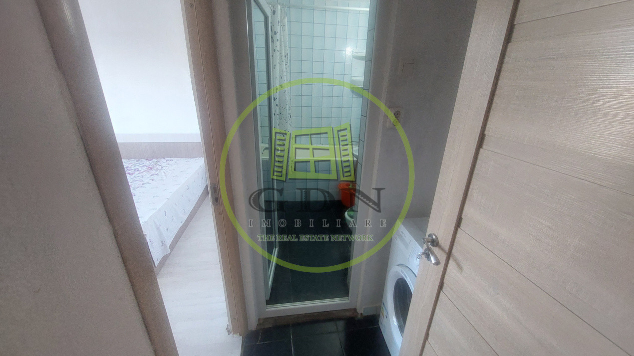 Apartament 2 camere semidecomandat, Nicolae Titulescu zona Fantasy Park