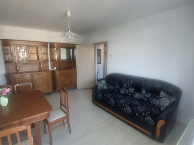 Apartament 2 camere semidecomandat, Nicolae Titulescu zona Fantasy Park