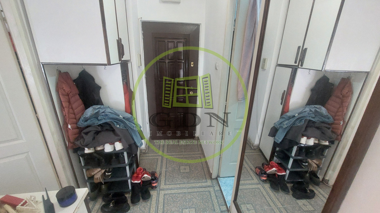 Garsoniera decomandata, etajul 4, cartier George Enescu 