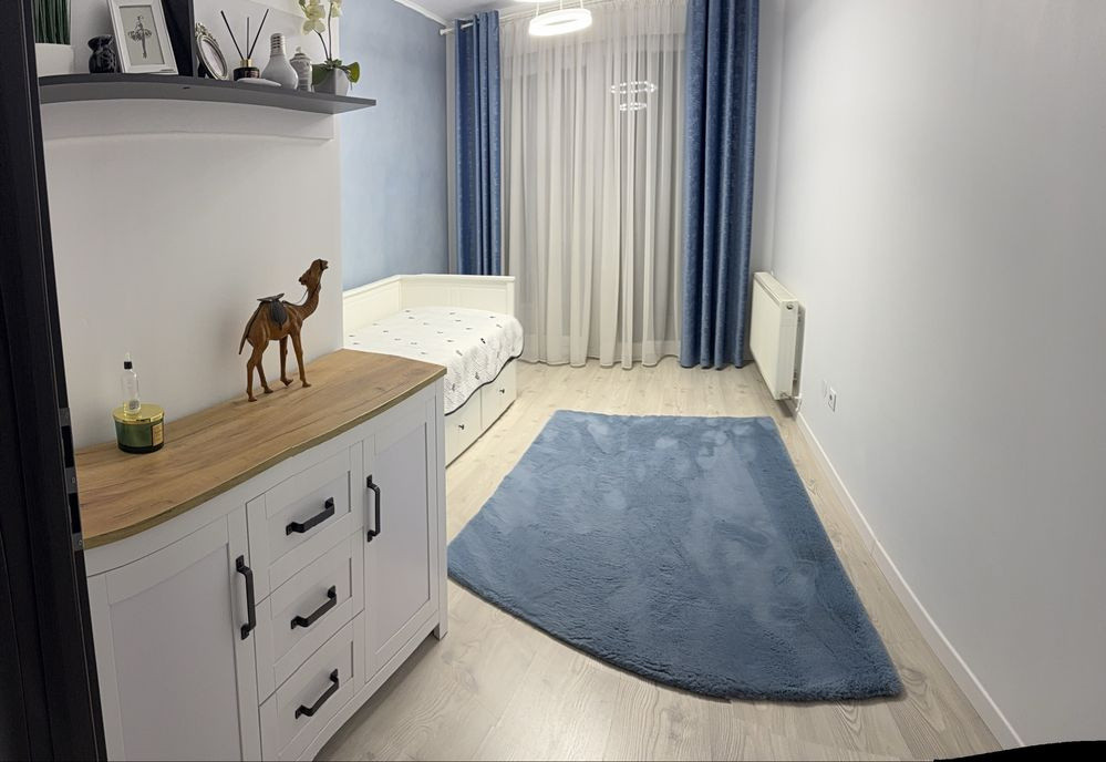 Apartament modern de inchiriat , 70mp , zona Lazaret , loc de parcare privat 