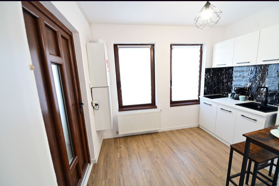 Închiriez , Garsonieră ,31 mp utili, Ultra Central 