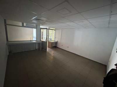 Spațiu comercial de închiriat- 50 mp – zona Luptei