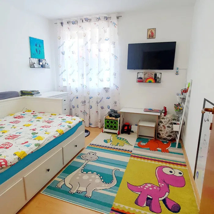 Apartament 3 camere , 70mp utili , Hipodrom IV