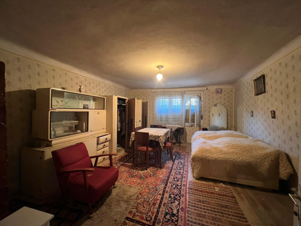 EXCLUSIVITATE!!! Casa cu 2 camere zona Grivitei 